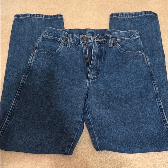 Wrangler Men's Relaxed Fit Denim Jeans - Picture 3 of 4